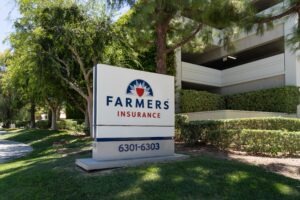 Woodland,hills,,ca,,usa july,7,,2022:,farmers,insurance,headquarters,in